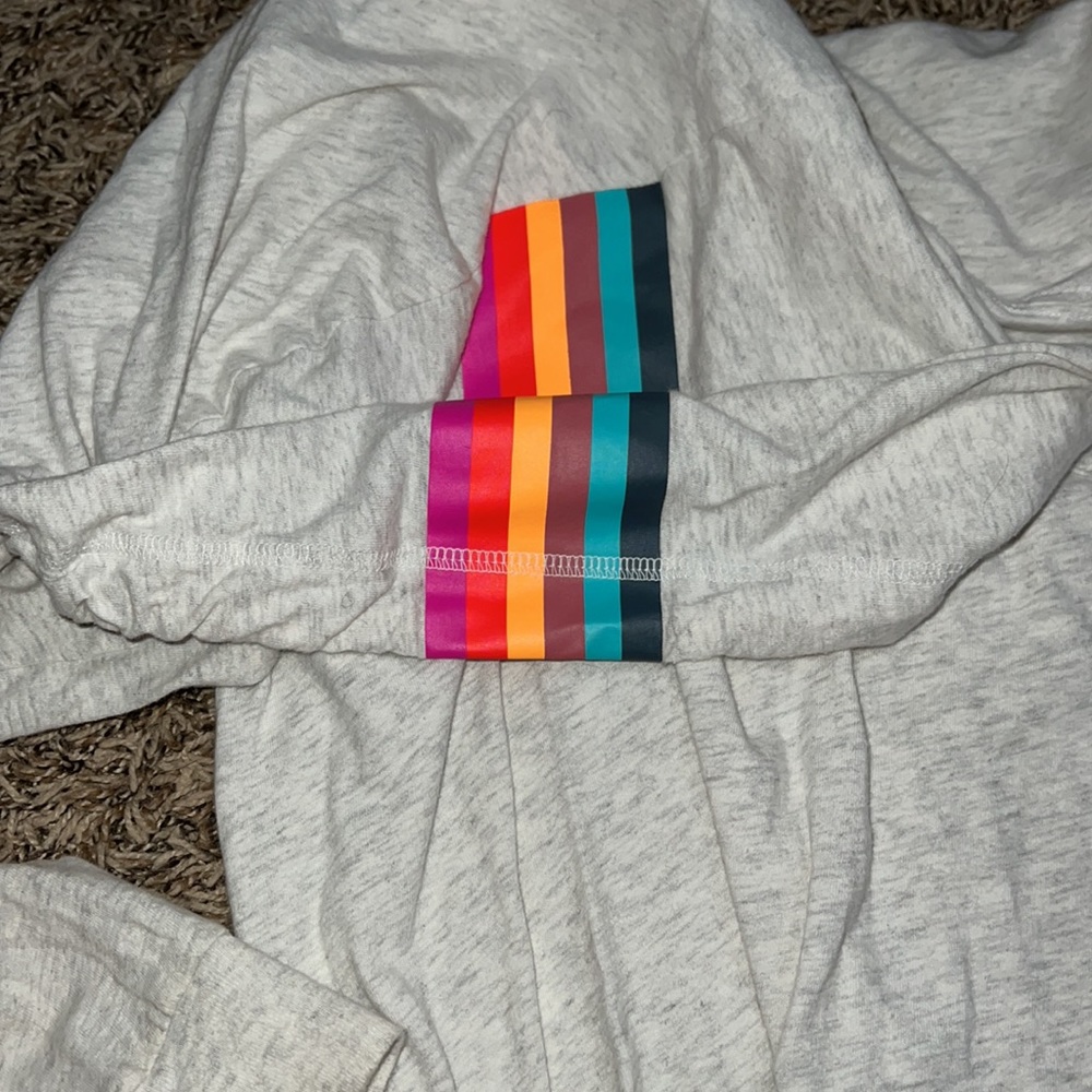 Pink hoodie - Picture 3 of 6